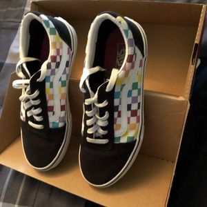 VANS size 6US